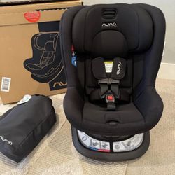 Like New! Nuna Revv Rotating Car Seat (retails $716)