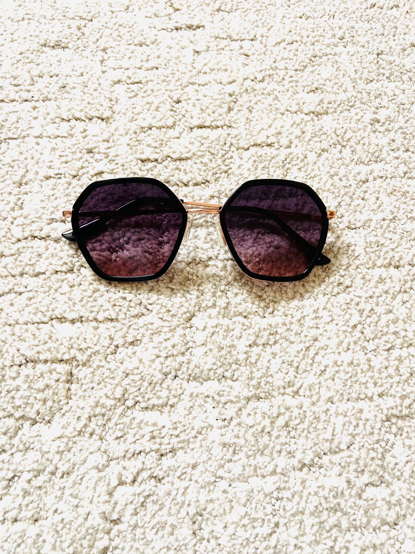 Vince Camuto Sunnies 