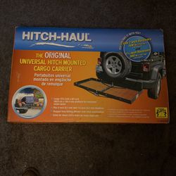 Universal hitch mount cargo carrier