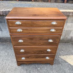 Maple 4 Drawer Dresser