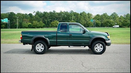 02 Toyota Truck for Sale in Los Angeles, CA - OfferUp