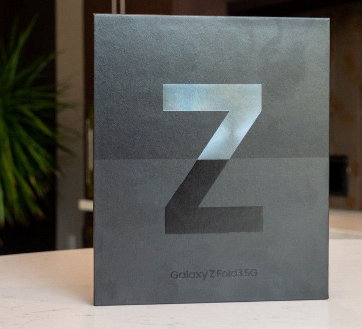 Is Galaxy fold 3 unlocked from factory 512GB New