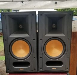Klipsch Oversized Bookshelf Speakers 