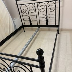 Bed Frame Queen Size