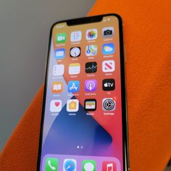 Unlocked IPhone X 64GB