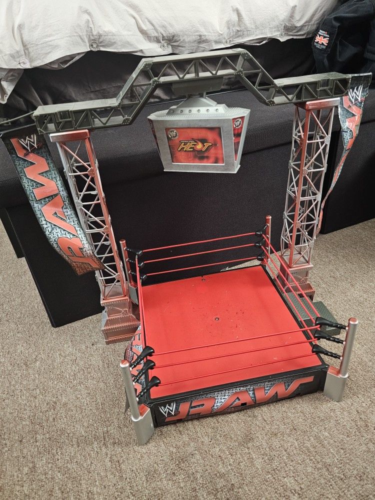 2000 JAKKS WWE RAW INTERACTIVE REAL SOUNDS ARENA WRESTLING RING INCOMPLETE