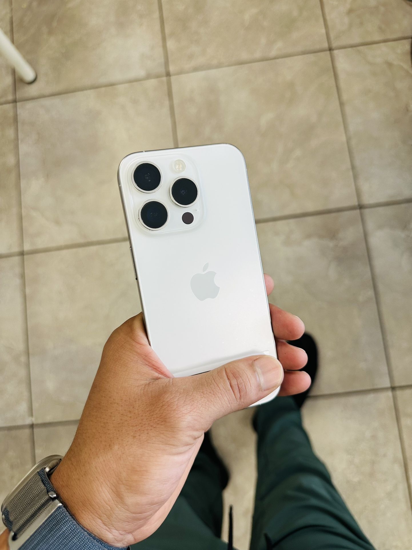 iPhone 16 Pro Unlocked
