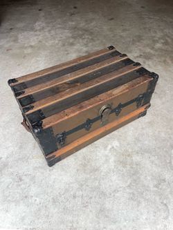 Antique Flat Top Trunk
