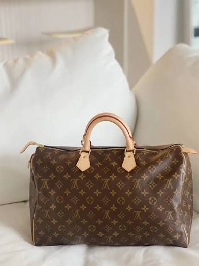 Louis Vuitton Speedy bag For girls