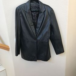 Woman’s XL Leather Coat-  Harve Benard