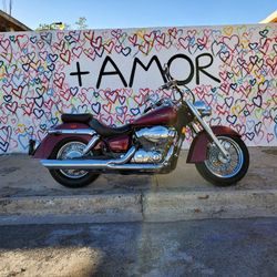 Honda 750cc Shadow Areo 2004