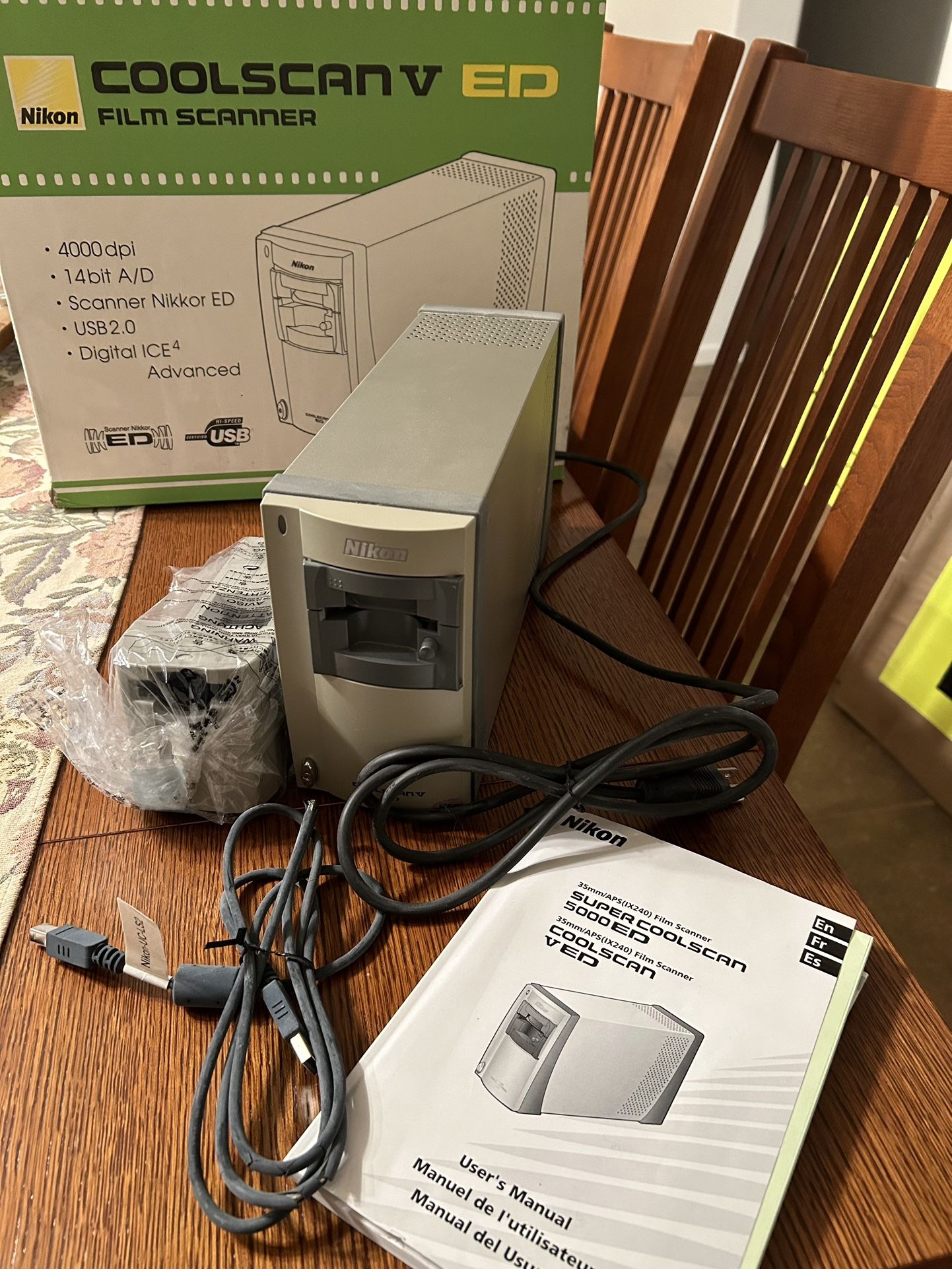 Nikon Coolscan V ED film scanner