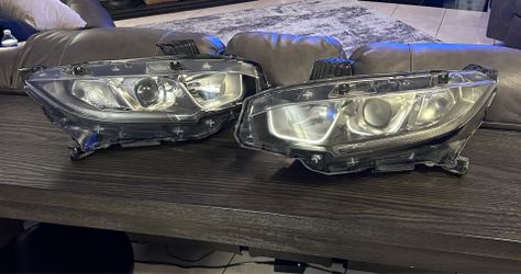 2016 Honda Civic Headlights