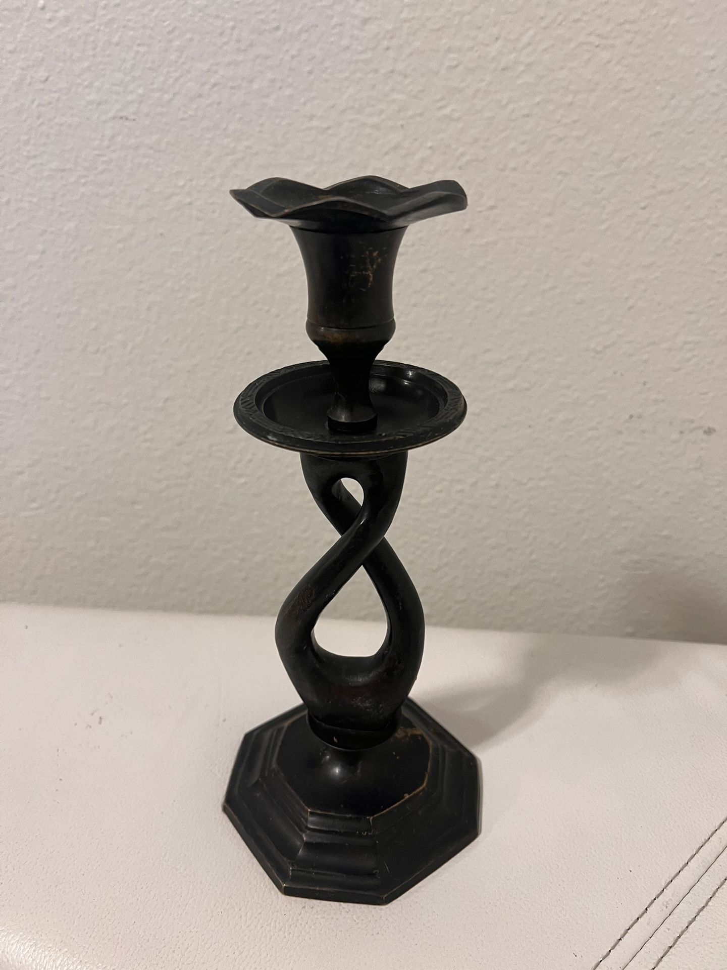 bronze candle holder 9.1/2 in very good condition