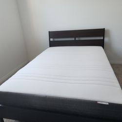 Full-size Bed With Mattress