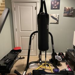 Boxing Bag With Stand