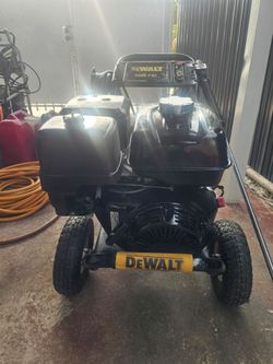 pressure washer Comercial Dewalt-Honda de 4400 PSI y 4.0 GPM