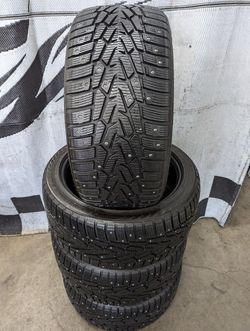 255/40r19 "Nubby New" Nokian Hakkapeliitta 7 studded winter snow tires