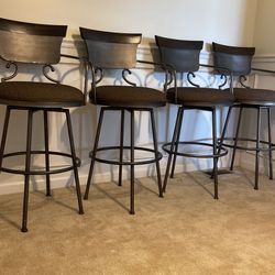 4 Bar Stools - Metal