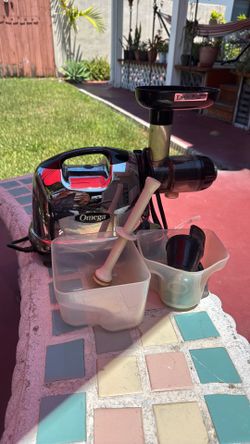 Meat grinder