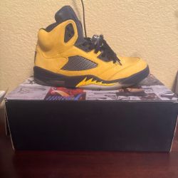 Air Jordan 5 Yellow Black Sneakers