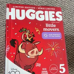 huggies little mover size 5 (104) count