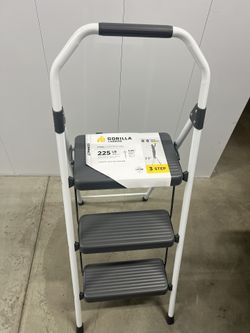 Gorilla Ladders 3-Step Steel Lightweight Step Stool Ladder 225 lbs. Load Capacity Type II Duty Rating (9ft. Reach Height