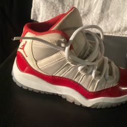 Kids Jordan 11s 