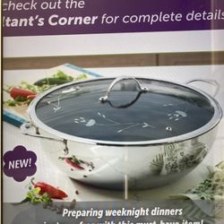 Signature 12-Qt.Nonstick Round Casserole