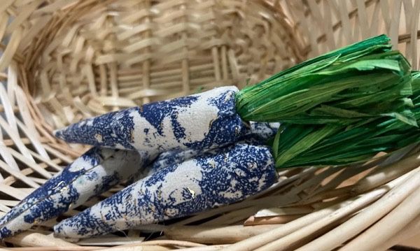 Chinoiserie Easter Carrots Holiday Party Favors Craft Supplies 4 Count