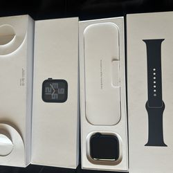 Apple Watch SE (Gen2) 44MM