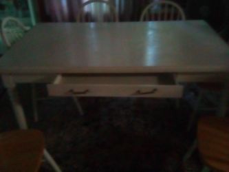 Dinning room table and chairs