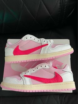 TRAVIS SCOTT X JORDAN 1 RETRO LOW 'SAIL TROPICAL PINK'