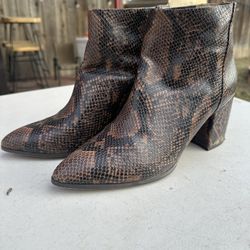 Steve Madden booties Size 11