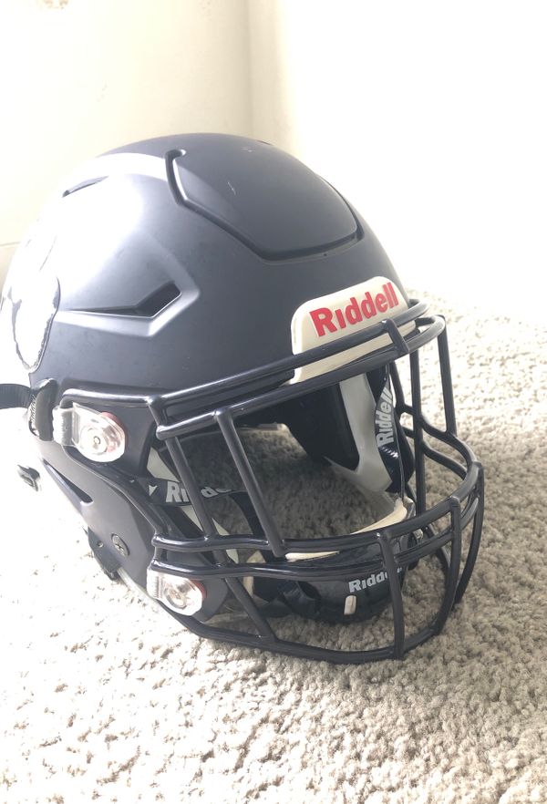 Riddell SpeedFlex Helmet for Sale in Carson, CA - OfferUp
