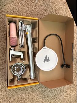 Professional Podcasting maono microphone kit (pink)