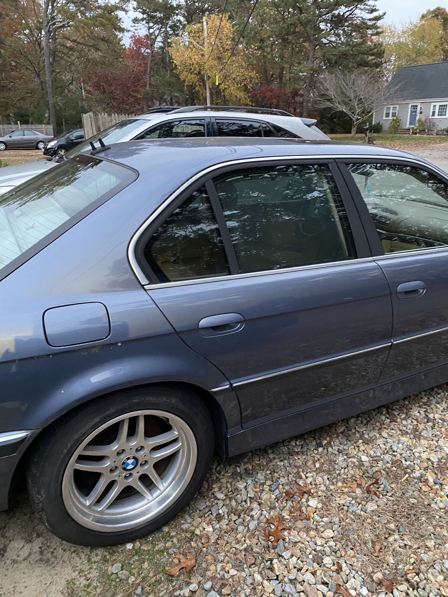2001 BMW 740i