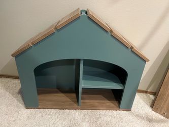Desk table /hanging wall show