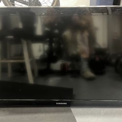 Samsung TV 40”