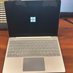 Microsoft Surface Laptop Go 2 