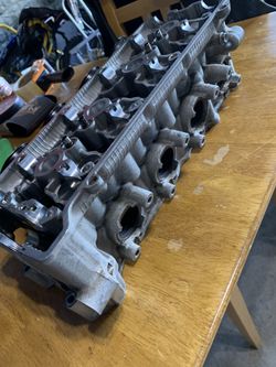 2006 Suzuki gsxr 1000 head