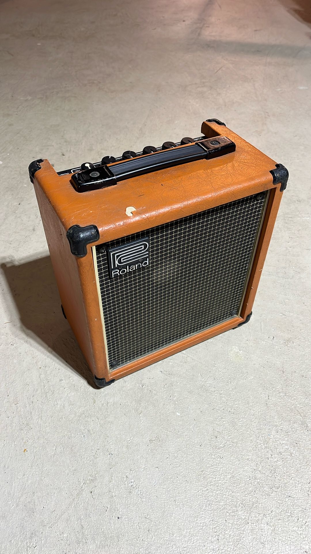 Roland Cube 20 Guitar amp