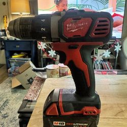 Milwaukee M18 Power drill 