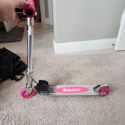 New Razor A Kick Scooter
Pink