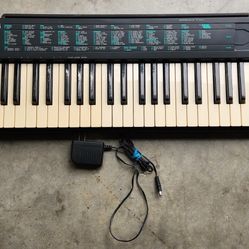 Yamaha PSR-75 Electronic Keyboard