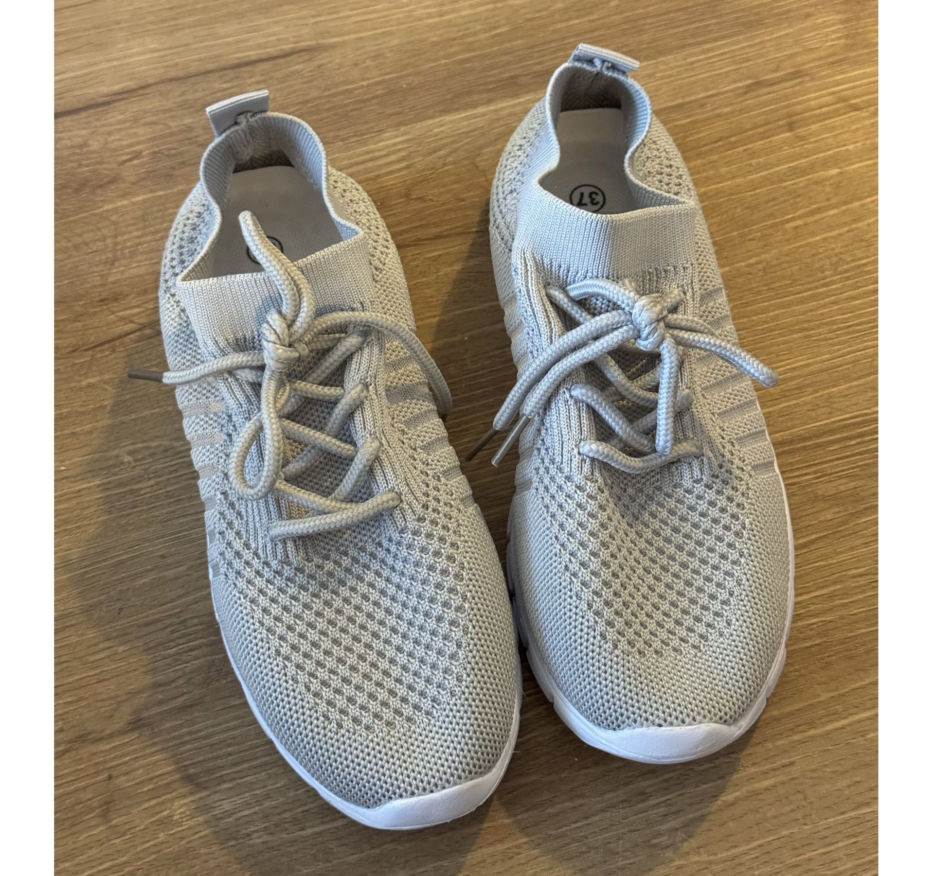 Brand new Size 37 (Size 6.5) Grey Sneakers Stripes Lightweight KPop Airport Fashion Inspired Sports Shoes