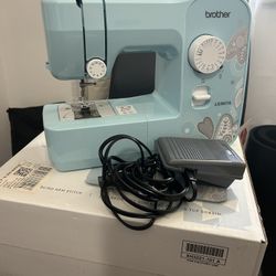 Máquina de Coser Brother LX3817A – Como Nueva