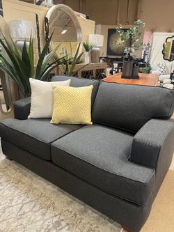 Sale... Sale,, Casual Transitional Sofa & Love Seat!! While supplies last!!