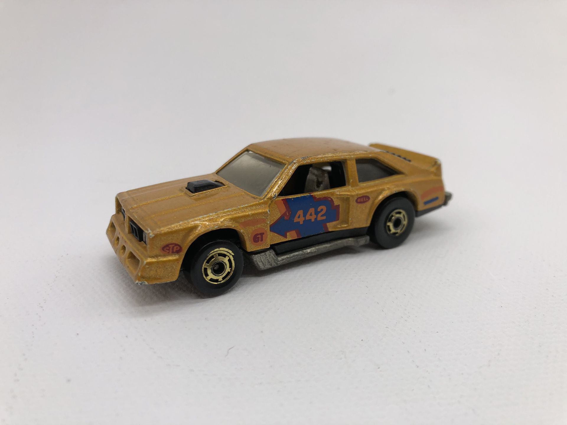 Hot Wheels Vintage 1983 Flat Out 442