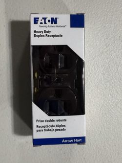 Eaton Arrow Hart Heavy Duty Duplex Receptacle 15A 125V Brown – Lot of 30 New